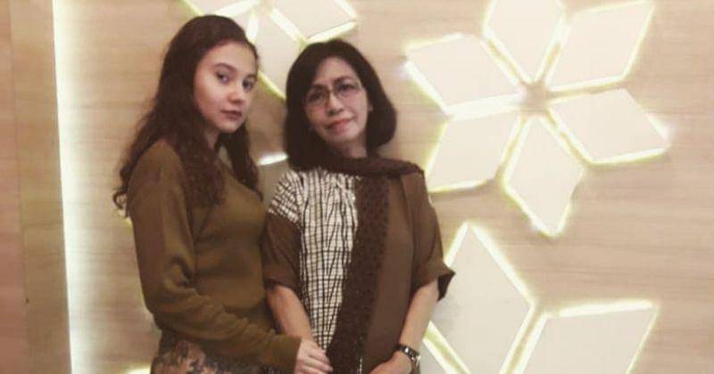 Instagram.com/larasati.nugroho